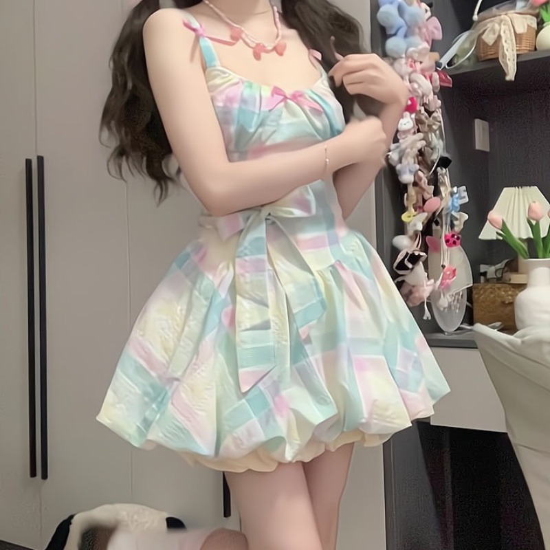 森女系想去海邊 彩虹甜點 可愛少女甜美森女彩色格子吊帶連衣裙