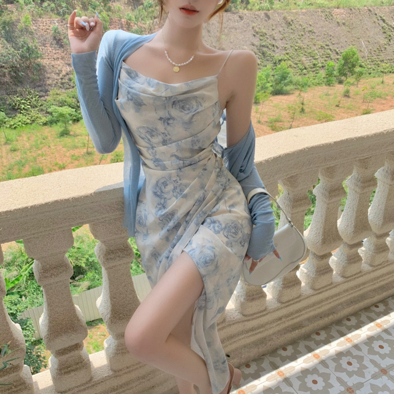 高品質夏季純欲溫柔風連衣裙內搭褶皺顯瘦修身吊帶開叉設計感