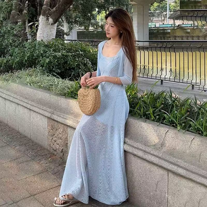 法式氣質藍色蕾絲吊帶連衣裙女夏季新款海邊度假風獨特絕美長裙子