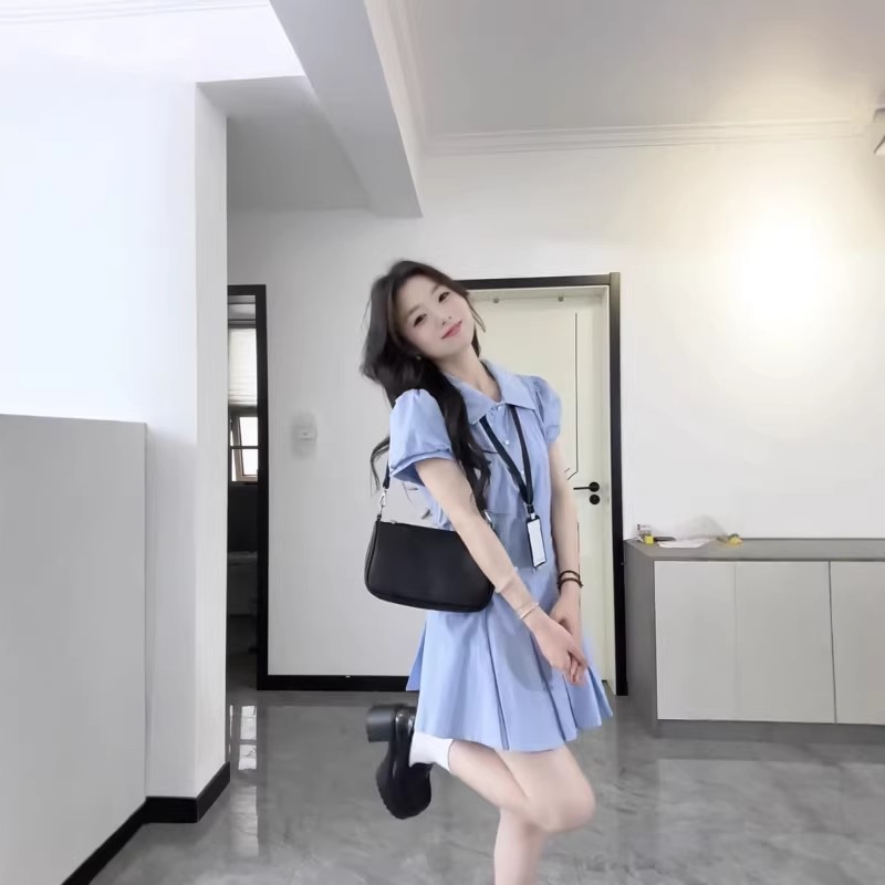 藍色格紋襯衫連衣裙女裝2026夏季爆款小個子收腰顯瘦氣質百褶短裙