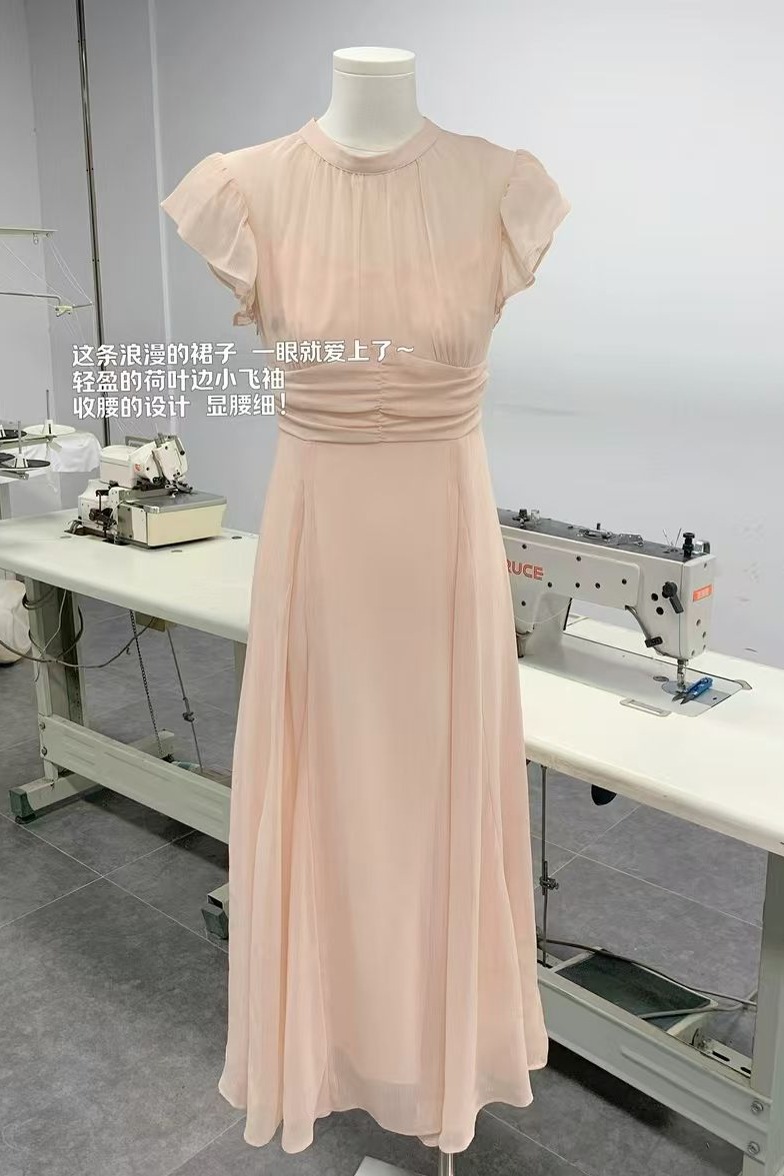 柔光戀夏2026原創韓系優雅溫柔打攬顯瘦氣質連衣裙小個子
