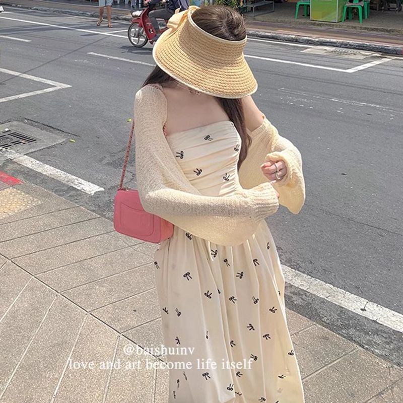 法式溫柔風蝴蝶結印花吊帶連衣裙女夏季高級感氣質收腰顯瘦初戀裙