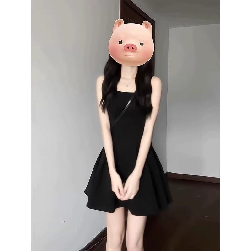 黑色吊帶連衣裙女法式絕美高級法式短裙子夏季赫本風小個子小黑裙
