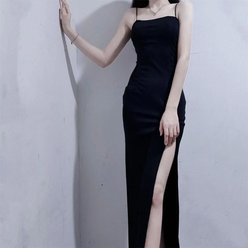 輕熟辣妹純欲風設計感御姐黑色開叉包臀吊帶連衣裙女長款收腰顯瘦