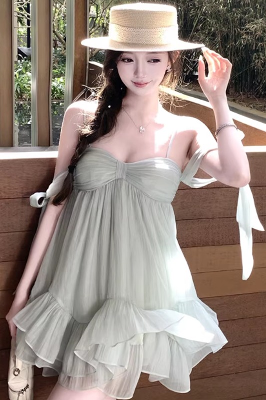 原版做法有內里海邊度假風吊帶連衣裙夏設計感露背雪紡a字短裙子