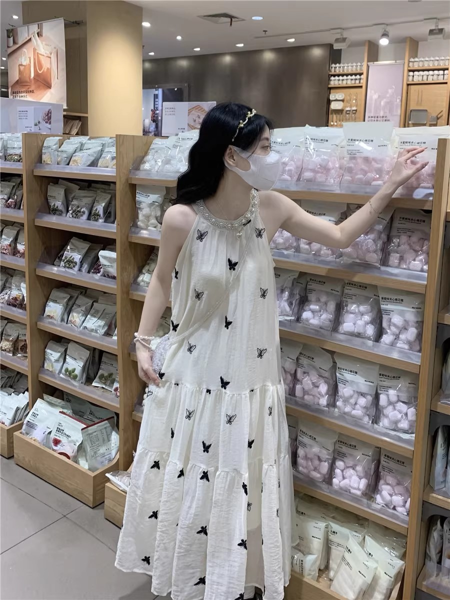 毛巾繡式初戀無袖掛脖刺繡連衣裙女夏季溫柔風氣質仙女絕美長裙