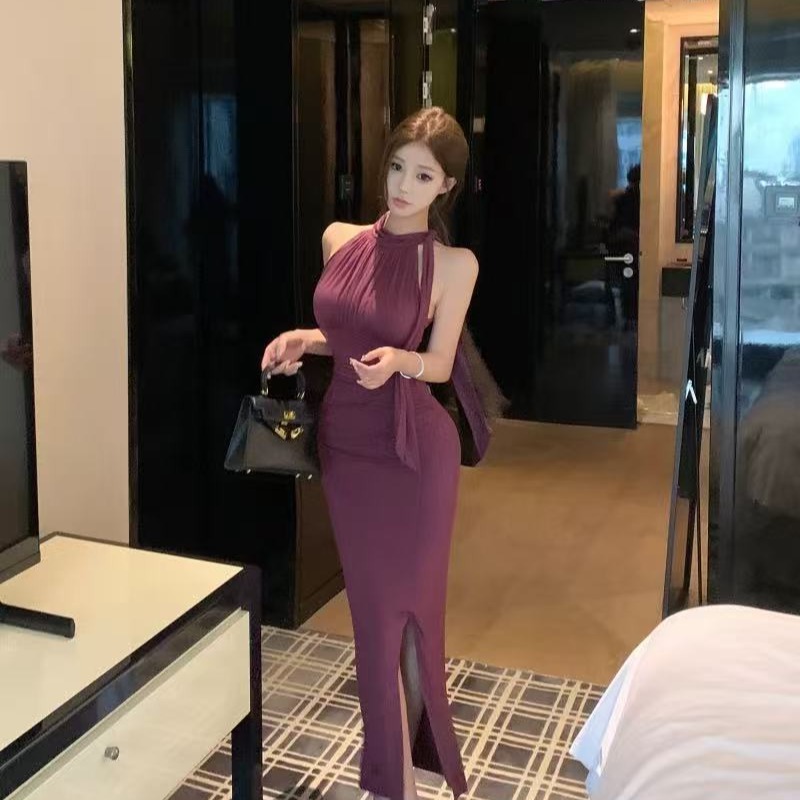 胸墊飄帶無袖掛脖連衣裙女夏季帶胸墊開叉裙子修身收腰包臀長裙