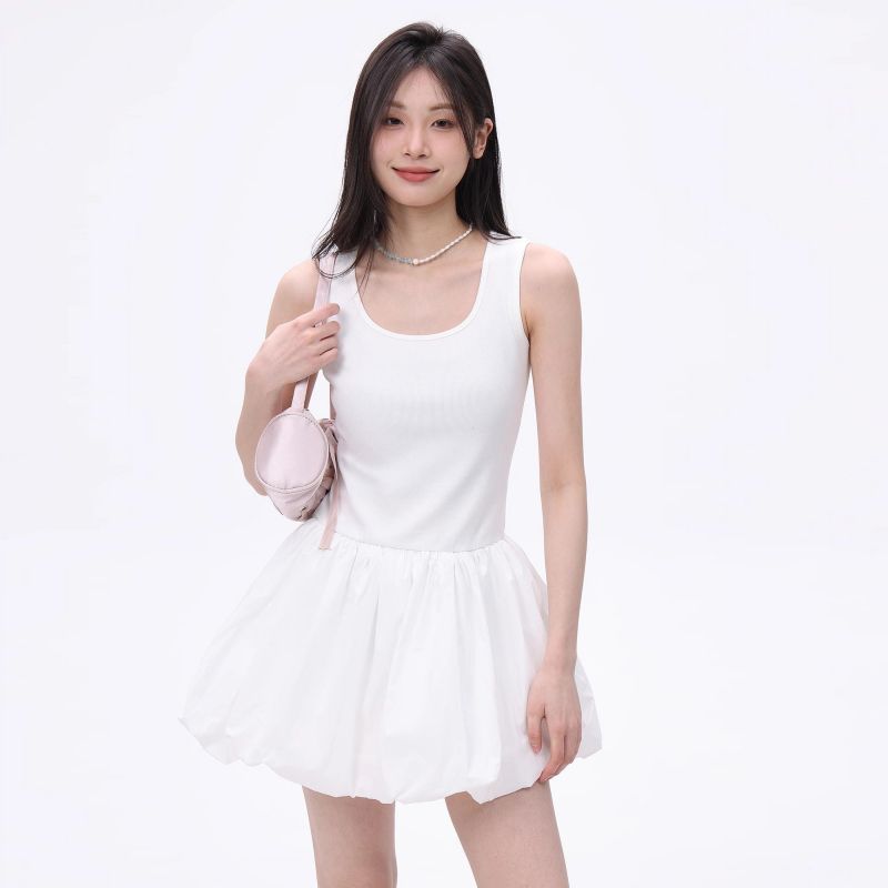 芭蕾風無袖背心連衣裙女2026夏季新款修身顯瘦花苞裙