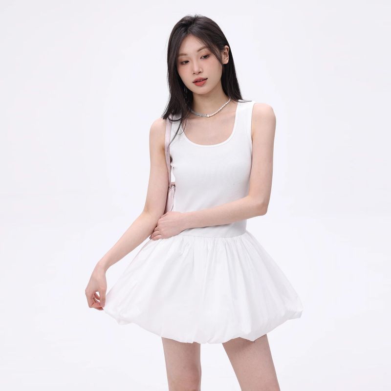 芭蕾風無袖背心連衣裙女2026夏季新款修身顯瘦花苞裙
