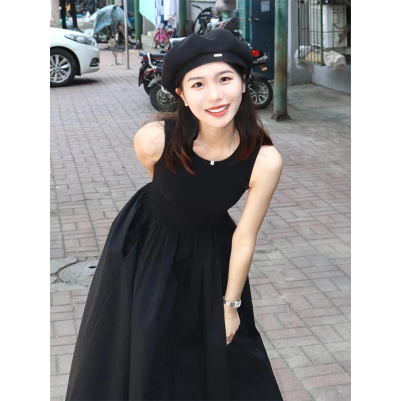 黑色連衣裙女夏天赫本風高級感氣質長款無袖修身顯瘦遮肉長裙子