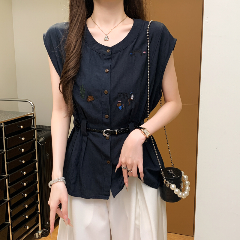 實拍 新款配腰帶韓版時尚休閑百搭收腰顯瘦刺繡襯衫上衣女潮