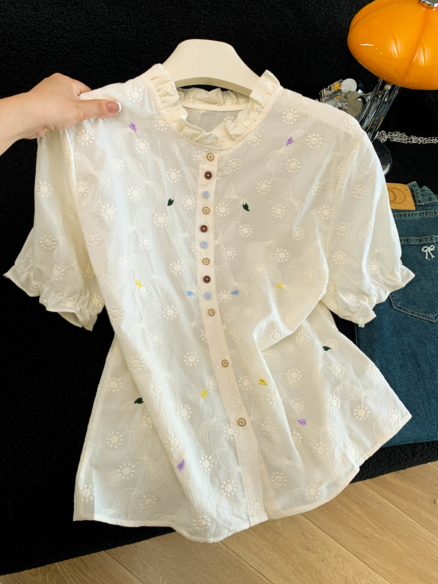 實拍 夏季新款洋氣時尚百搭彩色扣子重工刺繡提花短袖襯衫女上衣