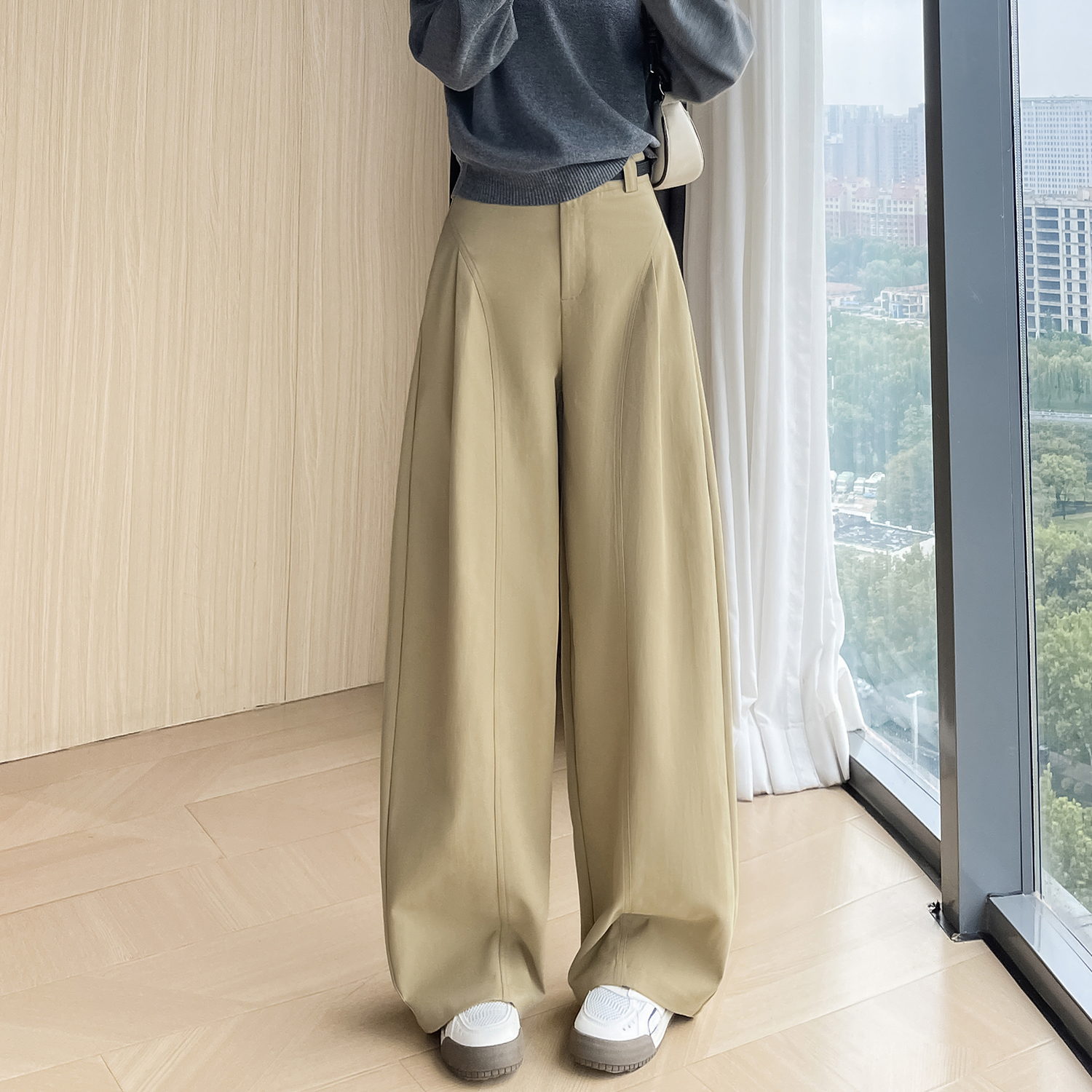 卡其色潮流側壓褶闊腿褲顯瘦2026春夏季新款寬松闊腿褲時尚女褲子