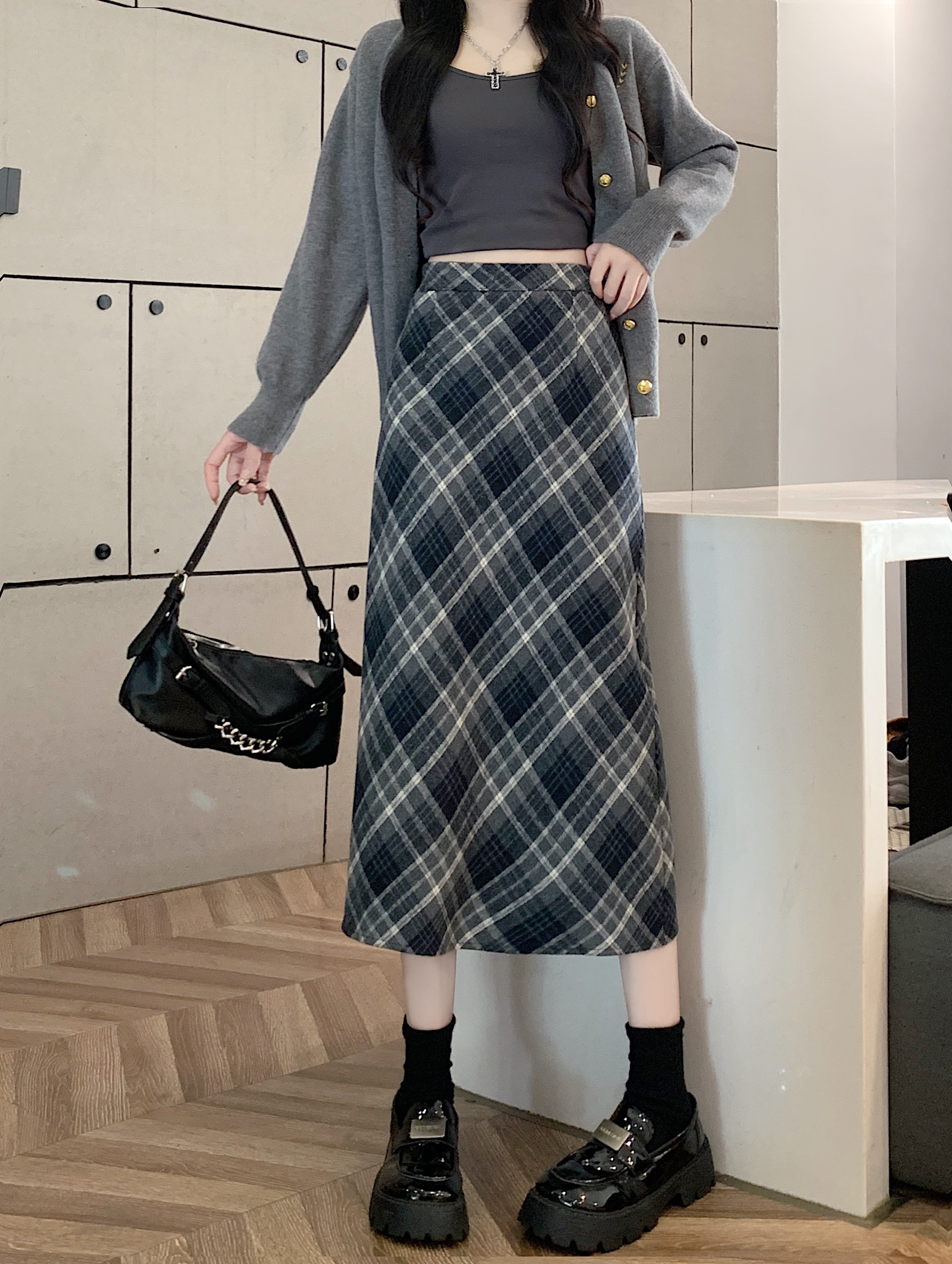 實拍2025年冬季韓版毛呢高腰長裙chi格子中長半身裙女