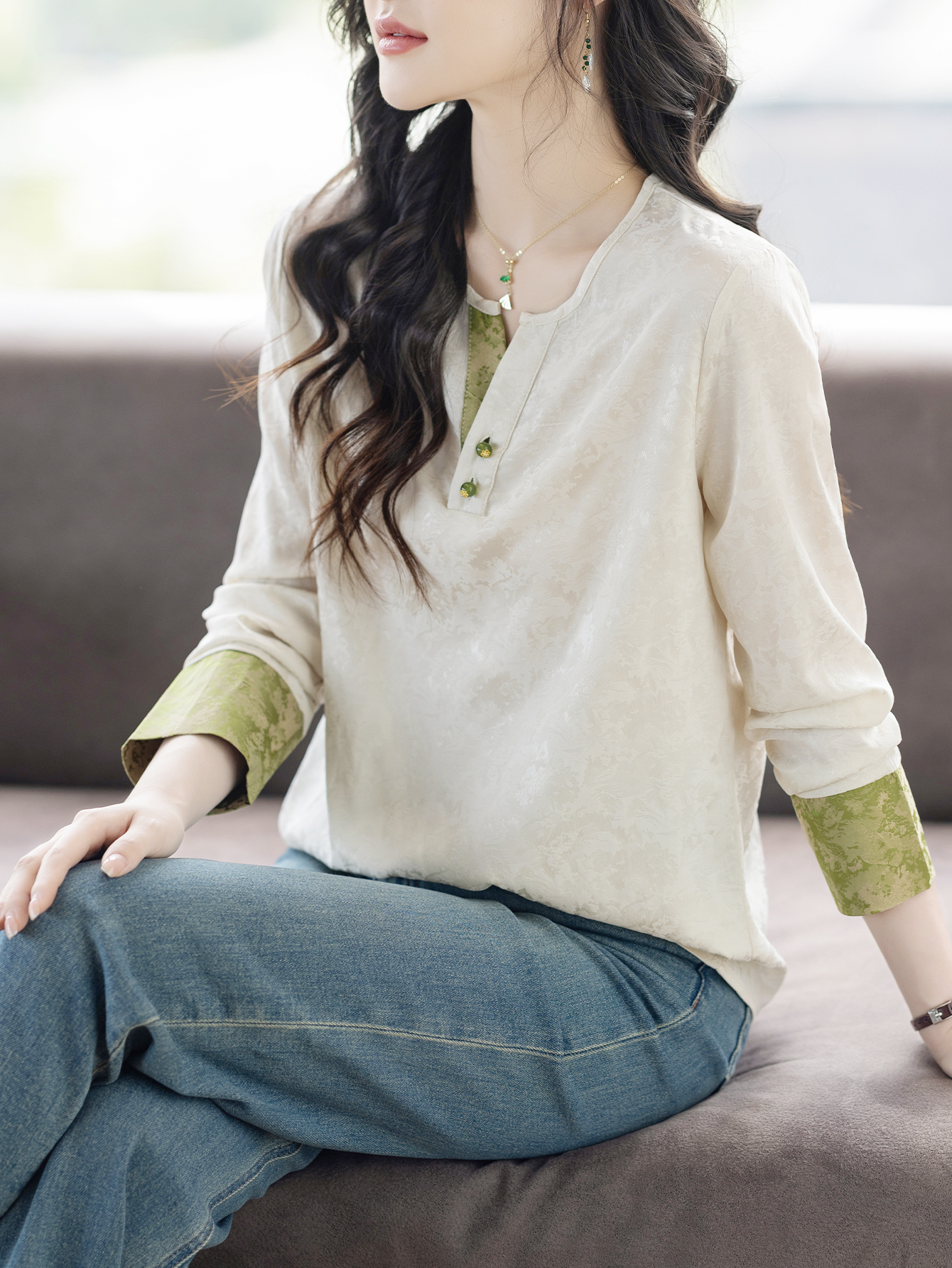 MY17140# 新中式国风缎面提花拼色衬衫女裝貨源服裝批發