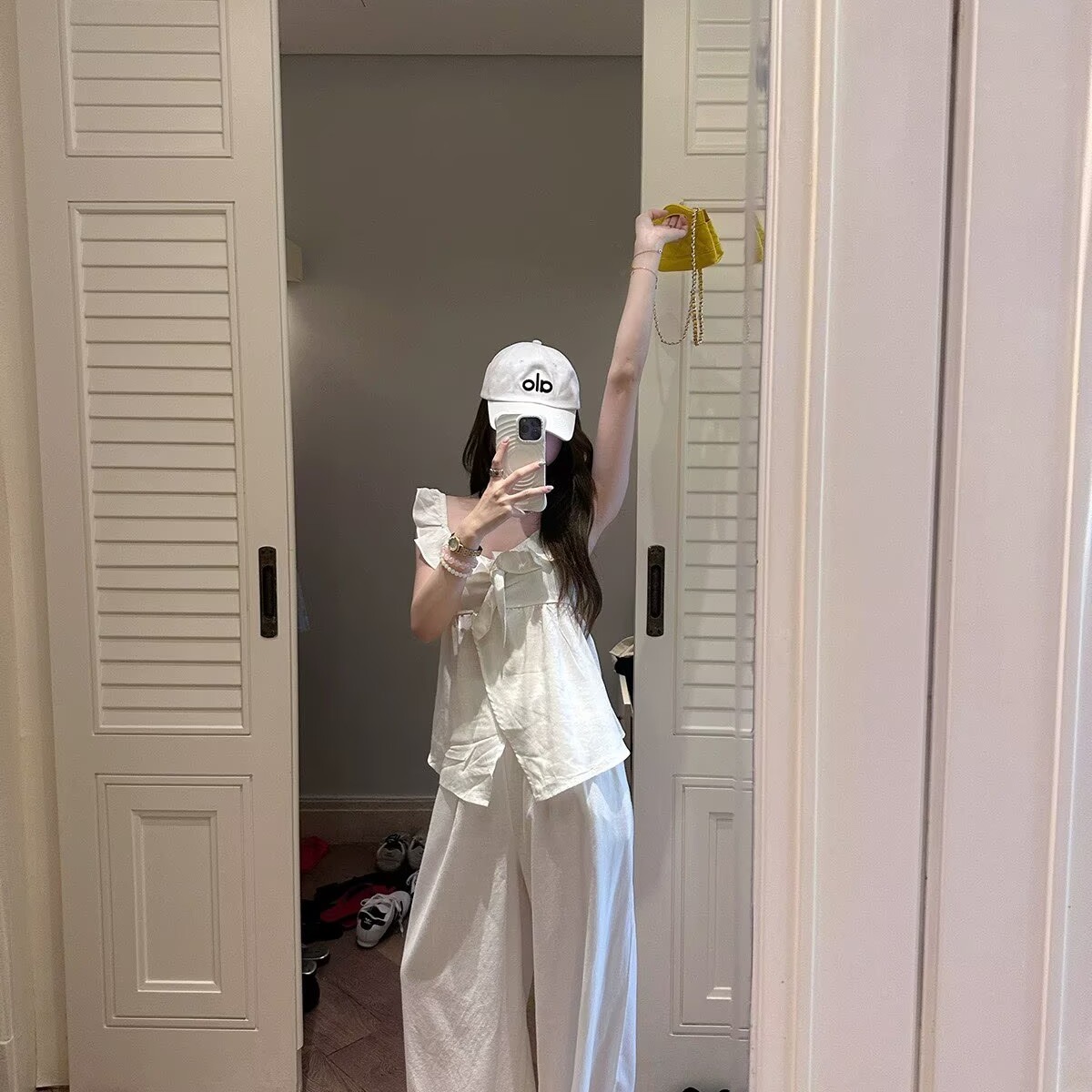 2026夏季新款設計感無袖荷葉邊小飛袖娃娃衫上衣女
