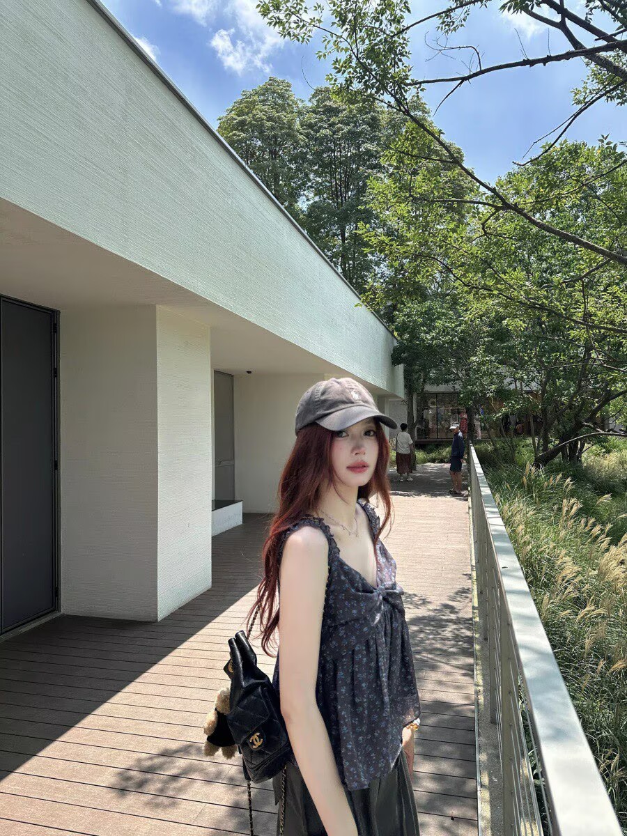 2026法式韓系小碎花吊帶背心女夏小眾設計感寬松百搭短款無袖上衣