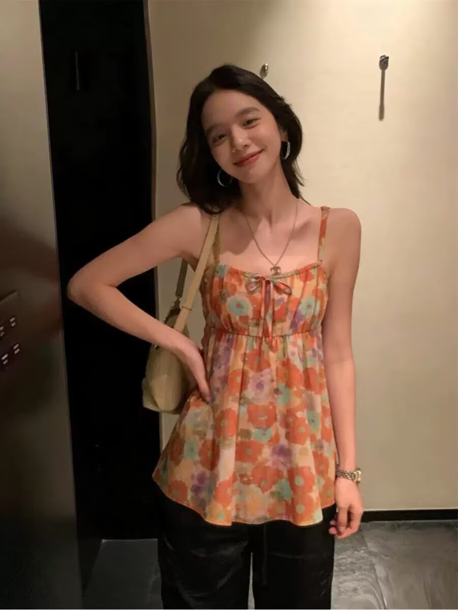 你好卡農 簡約油畫印花小a字吊帶女夏2026新款度假風韓系休閑上衣