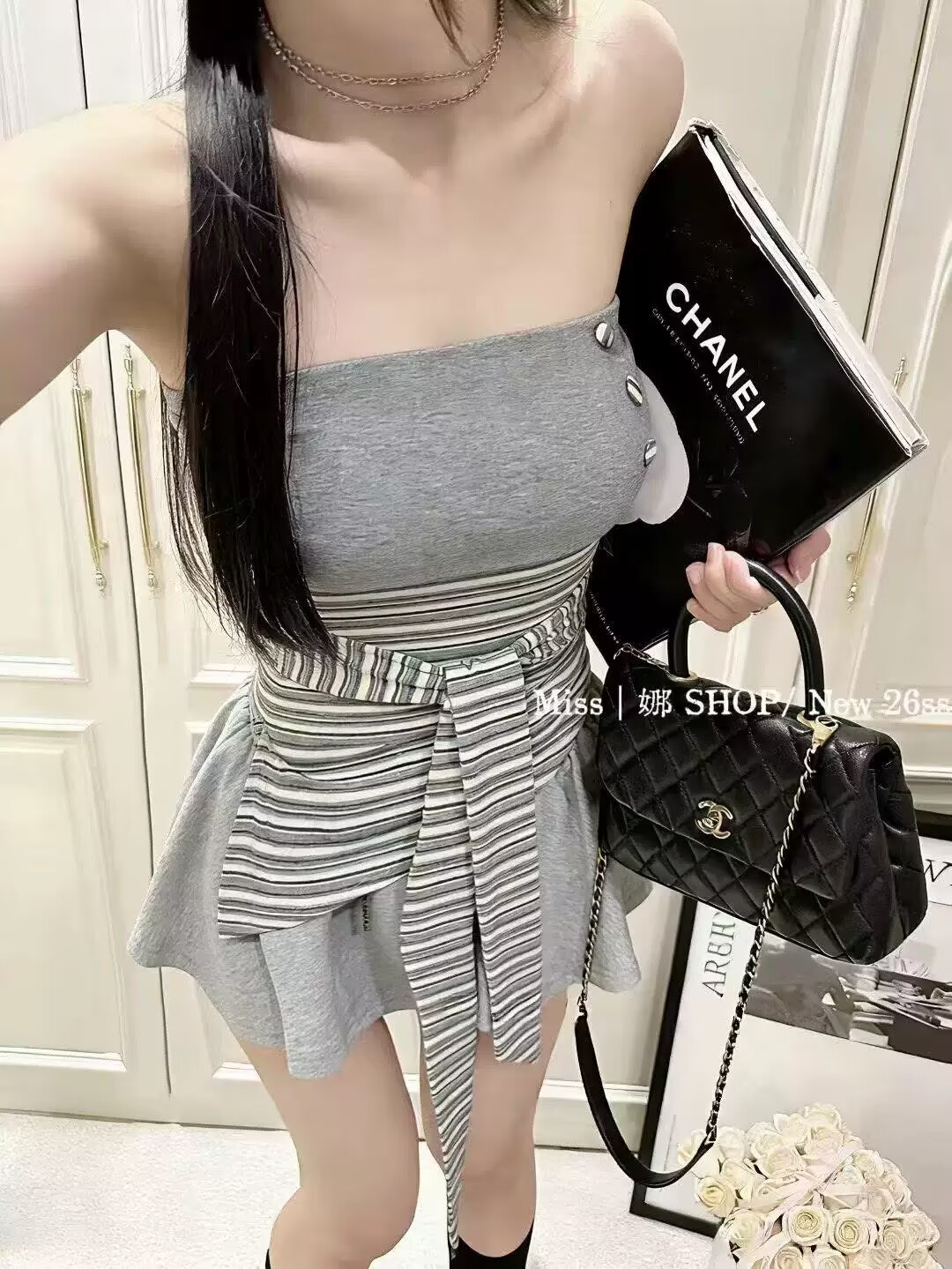 2026夏季純欲撞色條紋一字領露肩收腰抹胸背心女外穿無袖綁帶上衣
