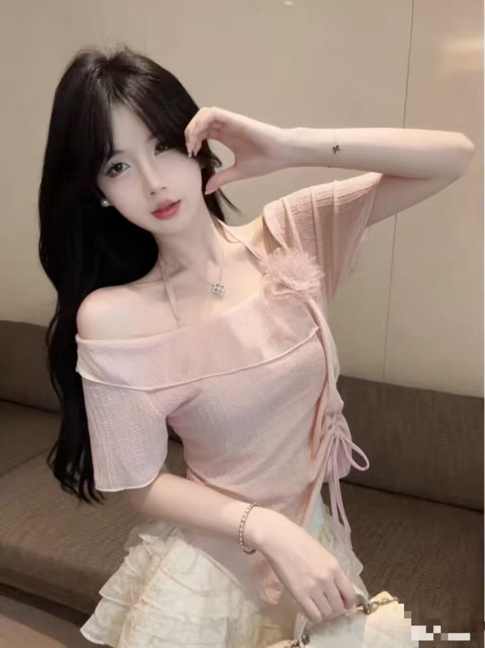 2026法式方領蝴蝶結立體花朵系帶T恤女夏小眾不規則露鎖骨上衣