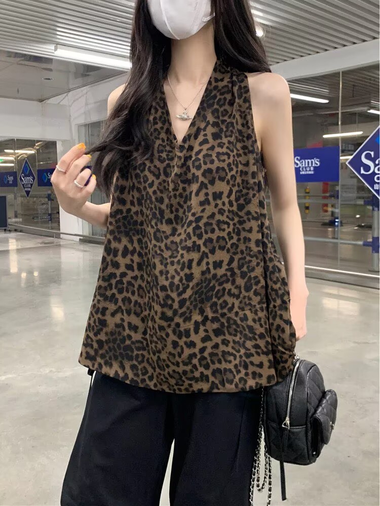 復古豹紋露背掛脖背心女2026夏季新款時尚辣妹風氣質V領吊帶上衣
