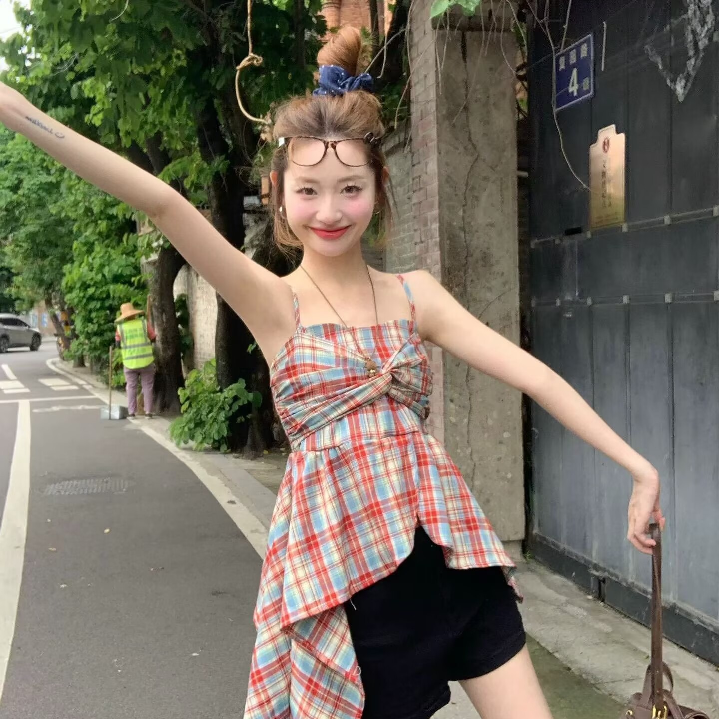2026小眾上衣裙子式上衣出游氛圍感穿搭拍照上鏡衣服撞色格子