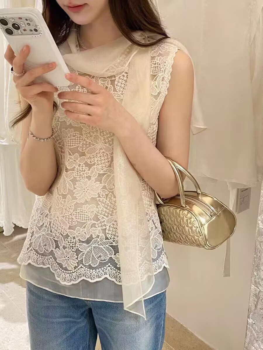 2026法式蕾絲提花刺繡假兩件背心小衫女夏新款甜美上衣
