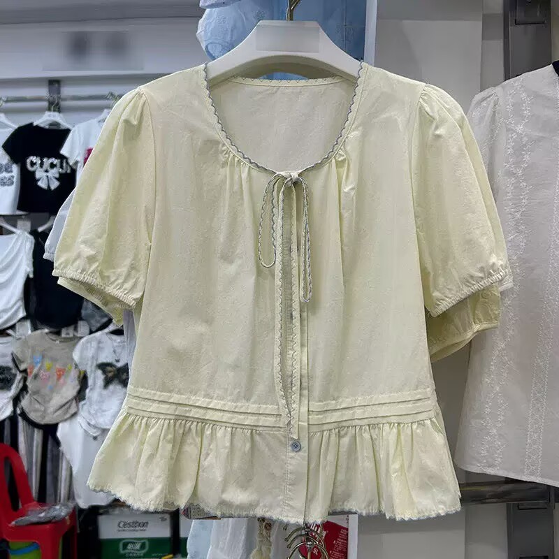 甜美減齡撞色花邊泡泡袖襯衫女夏季2026荷葉邊蝴蝶結系帶裙擺上衣