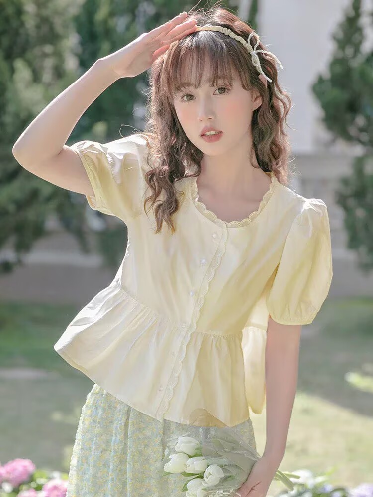溫柔風花邊短袖襯衫女夏季2026新款設計感小眾娃娃衫上衣
