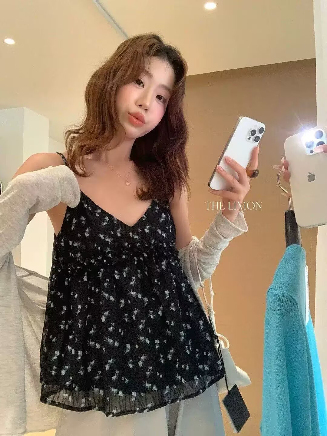2026V領木耳邊碎花吊帶背心女夏外穿韓系甜美寬松無袖內搭上衣