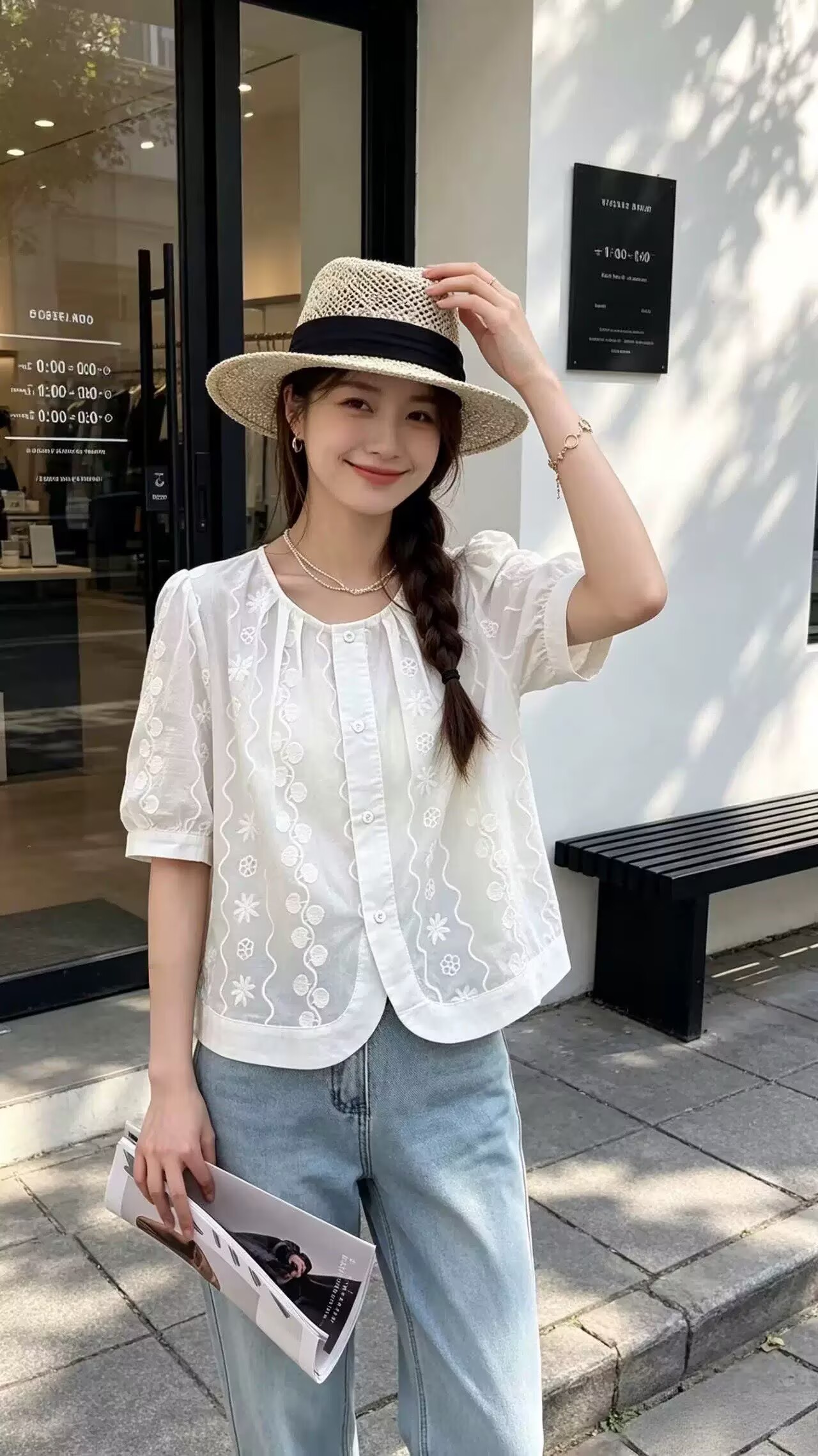 2026夏季好看洋氣減齡刺繡短袖白襯衫女小個子薄款漂亮上衣