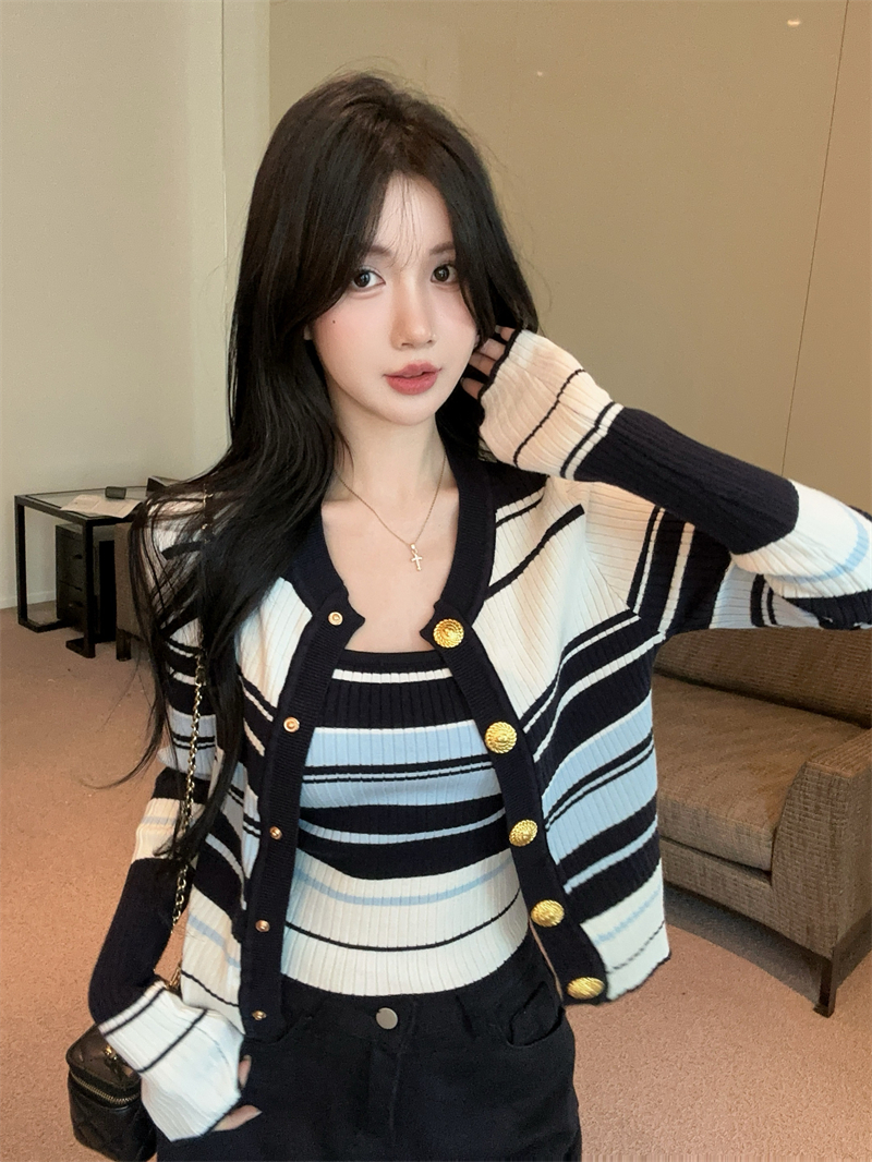 MY14231# 条纹修身内搭吊带 + 松弛感外搭开衫套装女裝貨源服裝批發