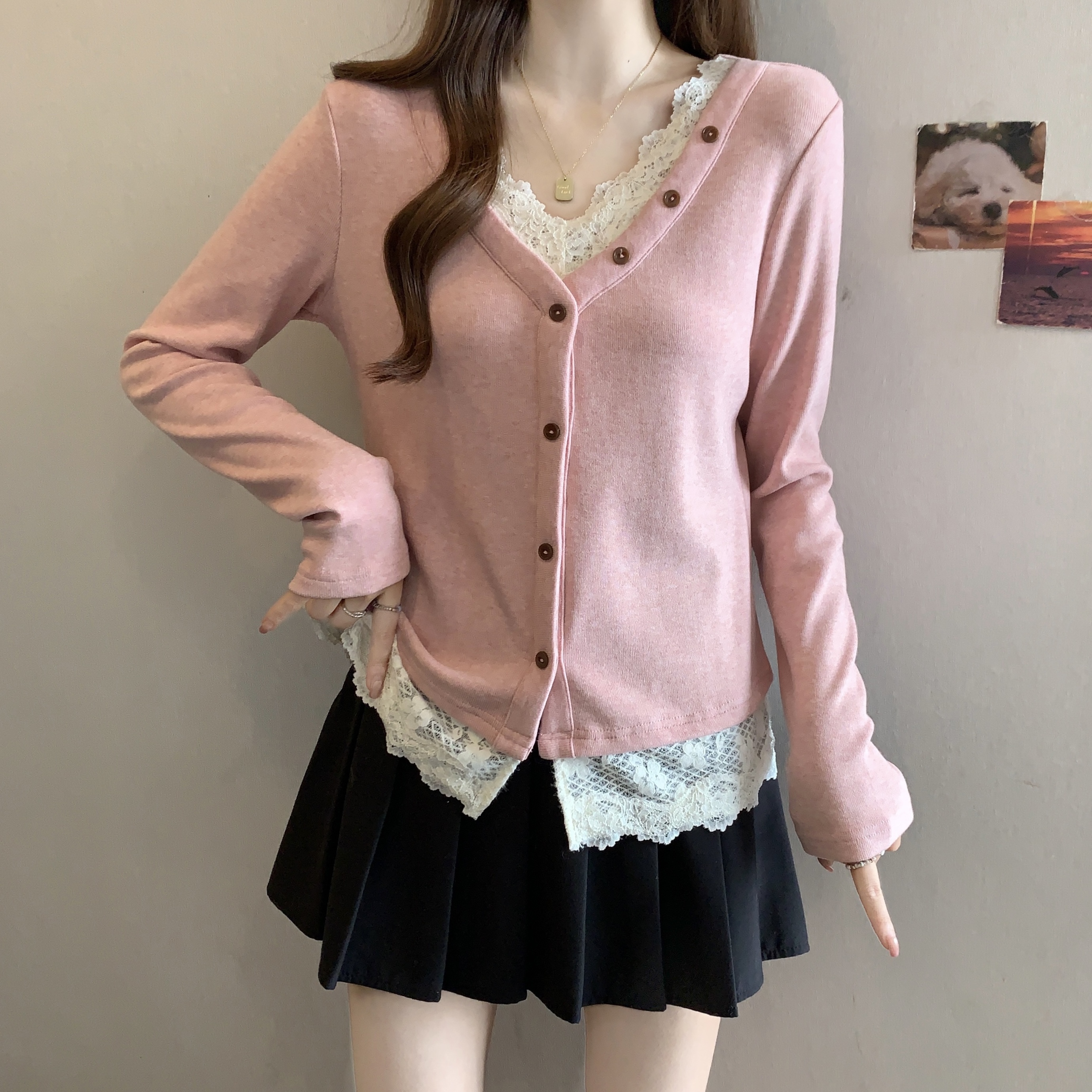 MY16018# 大码粉色针织衫女蕾丝拼接打底衫长袖v领上衣女裝貨源服裝批發