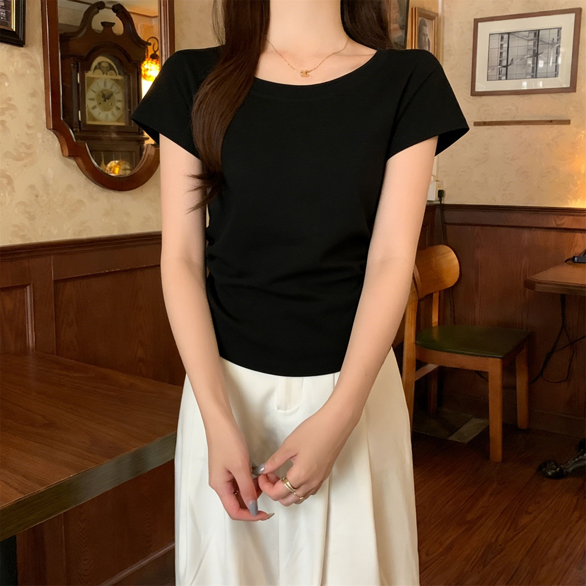 RY106# 实拍~三标齐~短袖t恤女夏季新款设计感不规则时尚修身收腰上衣