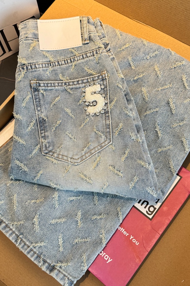 實拍韓版刺繡燙鉆羽毛提花牛仔褲女高腰直筒寬松顯瘦窄版闊腿長褲