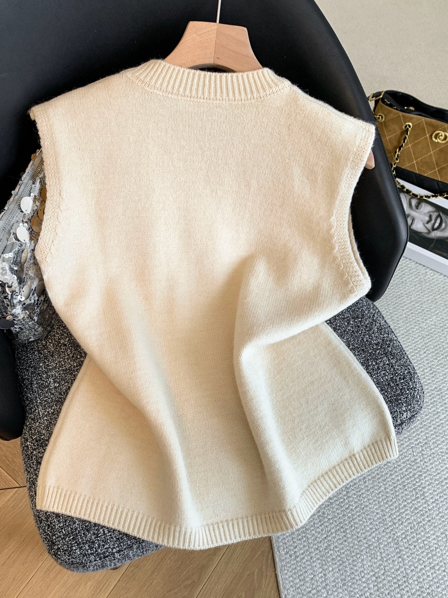 復古花朵刺繡無袖針織背心女2026春夏新款圓領設計感小眾外穿上衣