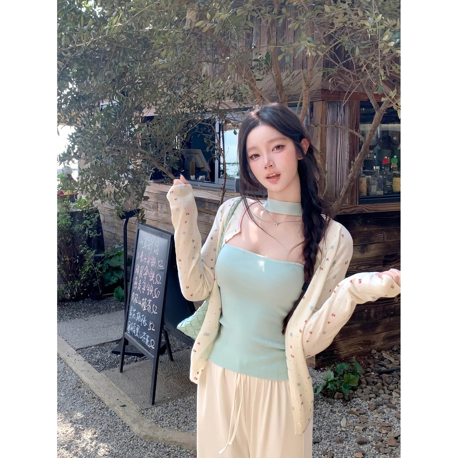 已到貨 獨特絕美掛脖吊帶背心女外穿夏季純欲修身顯瘦修身顯瘦女