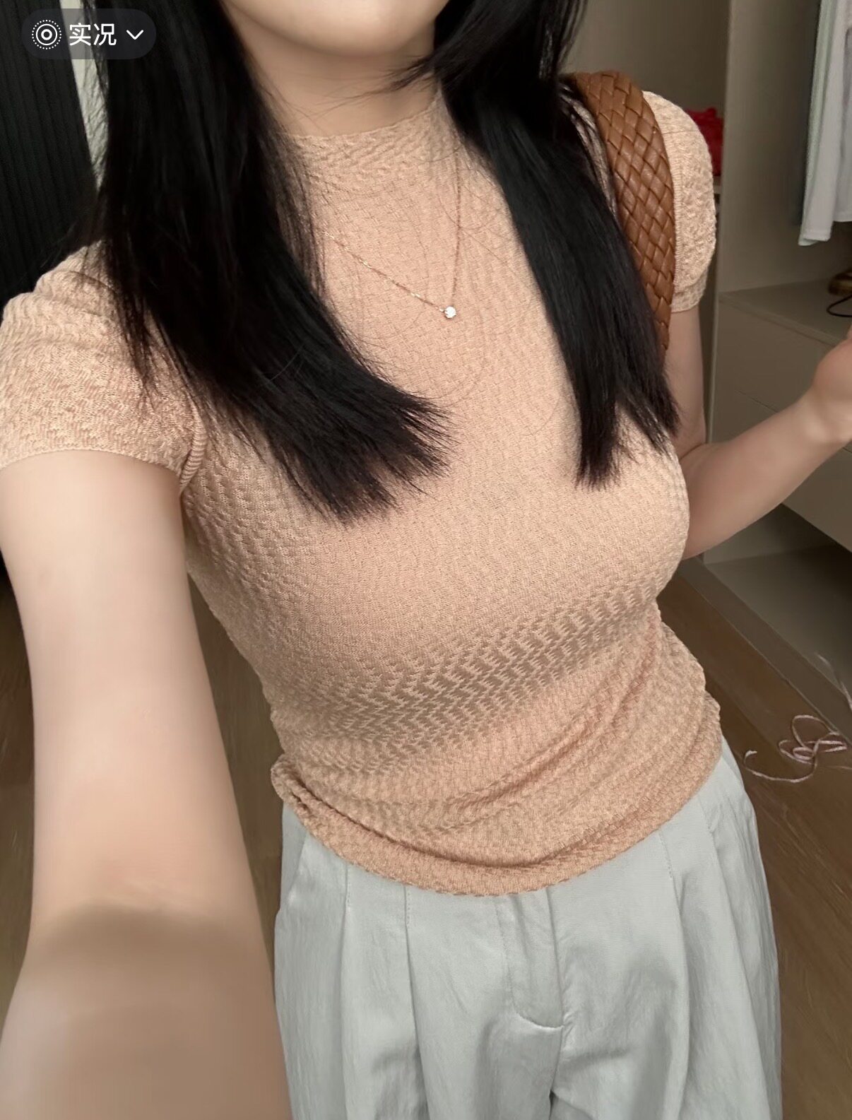 已到貨 赫本肌理感短袖針織衫女夏季法式半高領修身顯瘦短款上衣