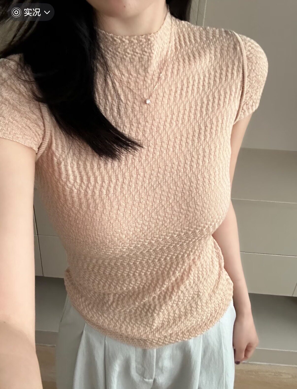 已到貨 赫本肌理感短袖針織衫女夏季法式半高領修身顯瘦短款上衣