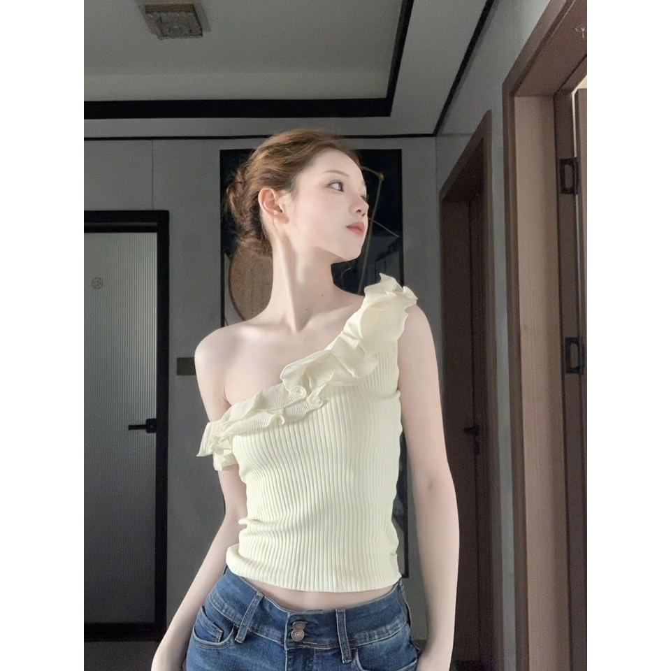 已到貨 辣妹斜肩針織吊帶背心女夏季荷葉邊修身顯瘦短款上衣女夏