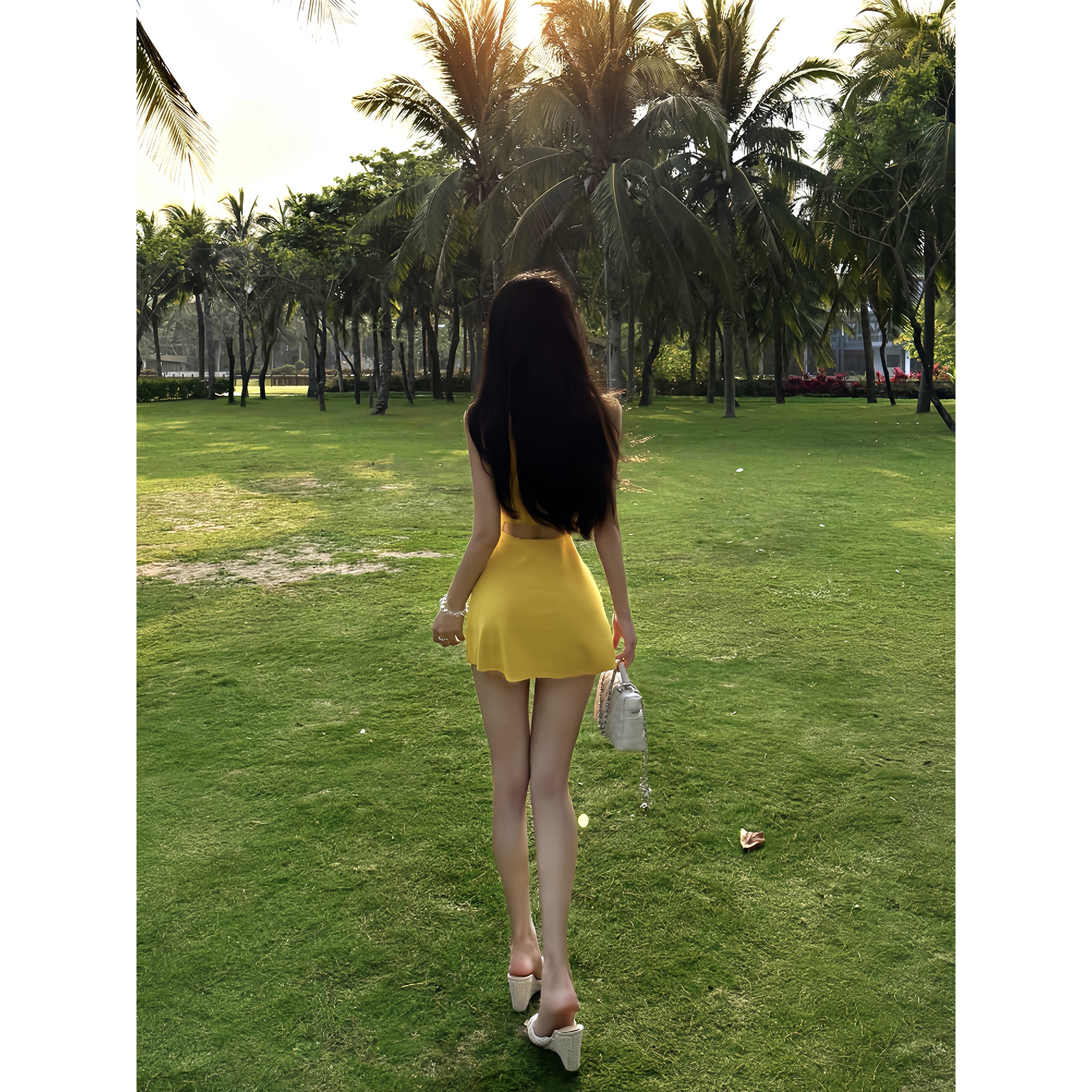 已到貨 純欲風氣質修身顯瘦美式甜辣設計感露腰無袖針織女夏季