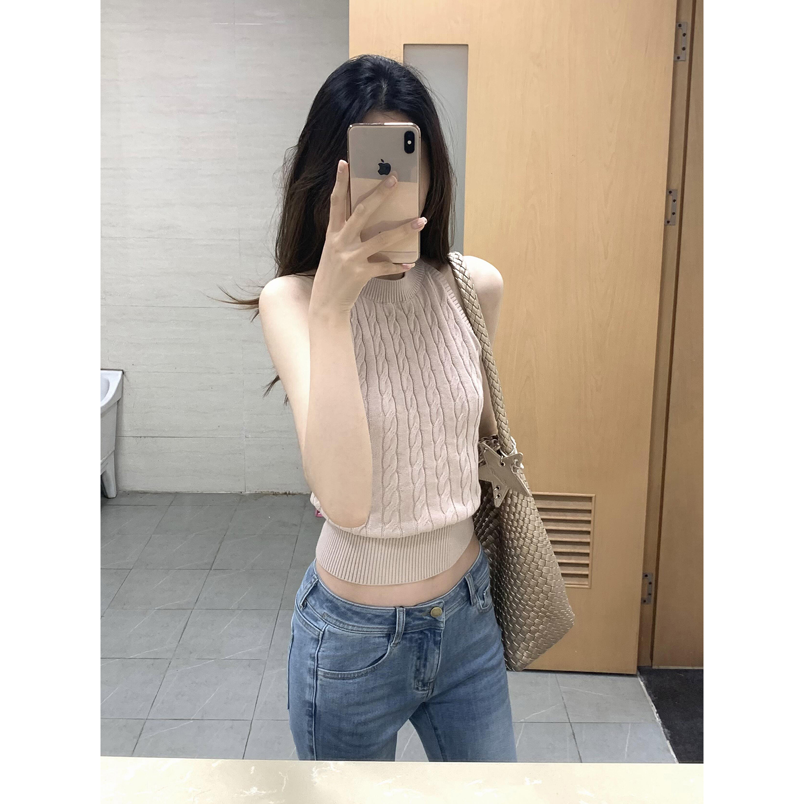 已到貨 美式復古設計針織無袖掛脖背心女夏新款外穿上衣女