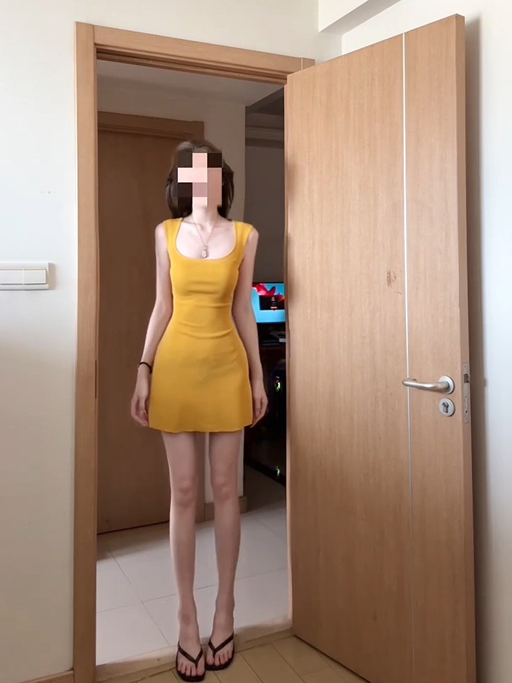 已到貨 純欲風氣質修身顯瘦美式甜辣設計感露腰無袖針織女夏季
