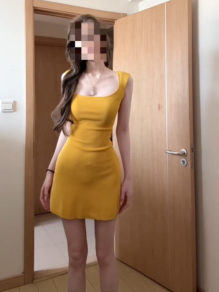 已到貨 純欲風氣質修身顯瘦美式甜辣設計感露腰無袖針織女夏季