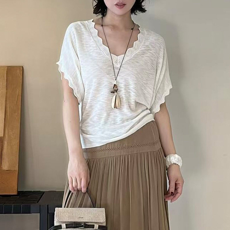 已到貨 歐洲站夏季新款時尚V領短袖T恤女花邊寬松顯瘦設計感上衣