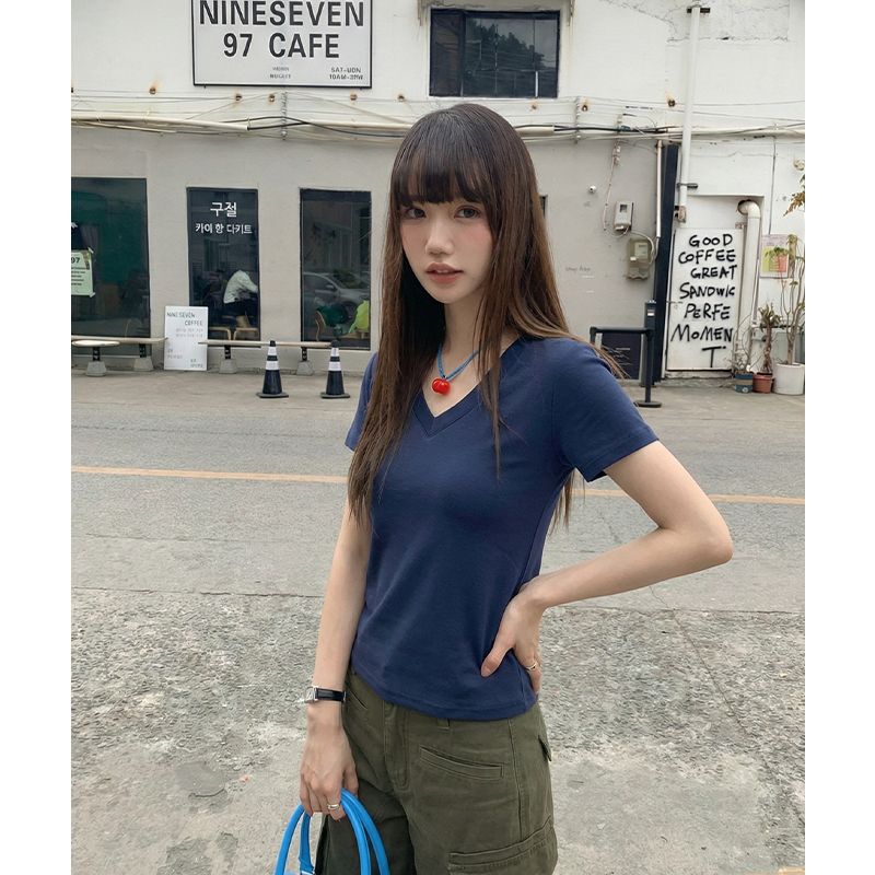 實拍實價辣妹露臍短款上衣2026新款美式氣質修身緊身灰色v領短袖t