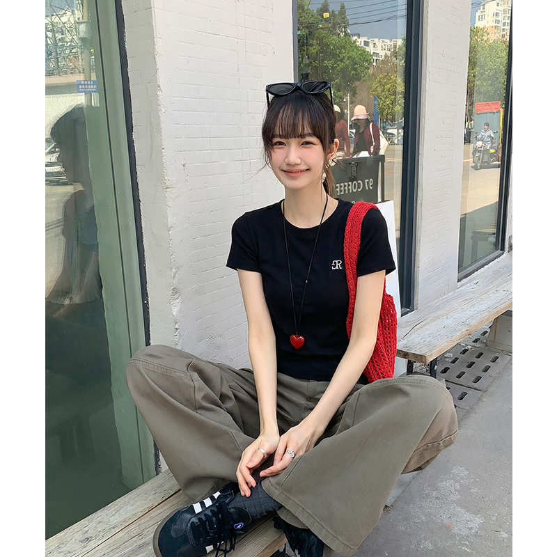 實拍實價#短袖t恤女春2026新款繡花洋氣小衫百搭上衣體恤打底衫潮