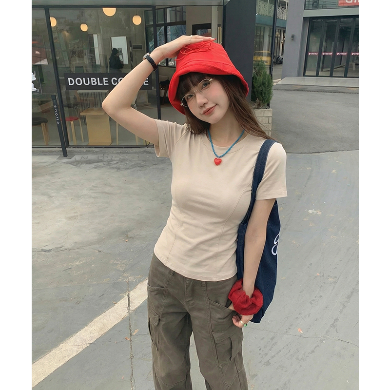 實拍實價#圓領短袖t恤女春季2026年新款設計感魚骨修身短款上衣女