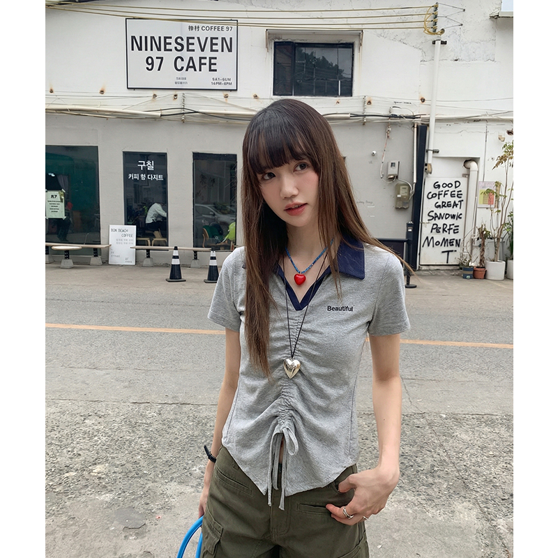 實拍實價#v領t恤女短袖夏季短款洋氣開叉抽繩設計感辣妹上衣