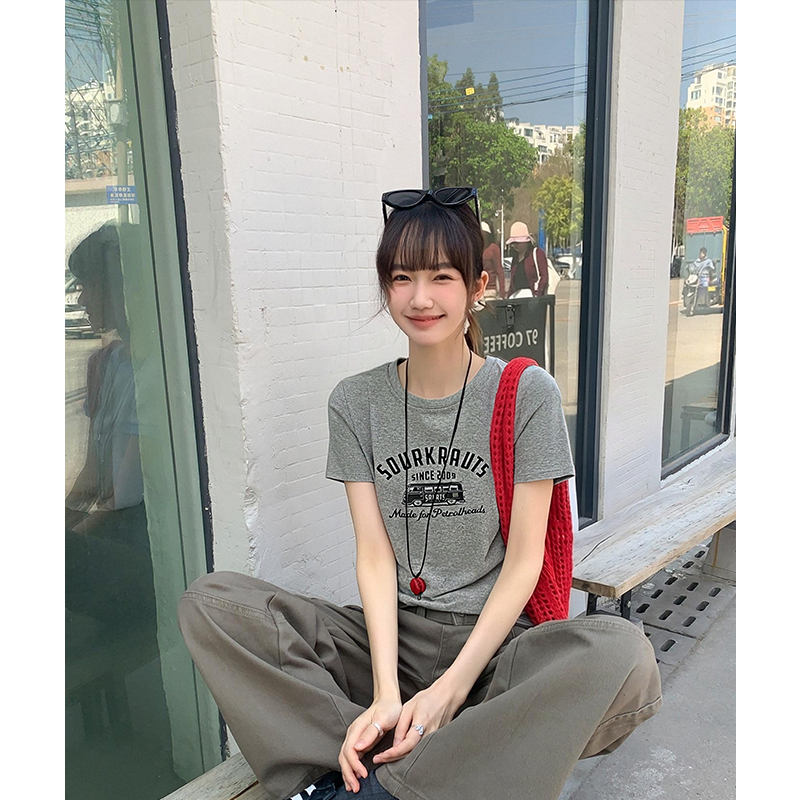 實拍實價#t恤女歐洲站夏裝2026新款印花收腰小衫別致上衣女潮